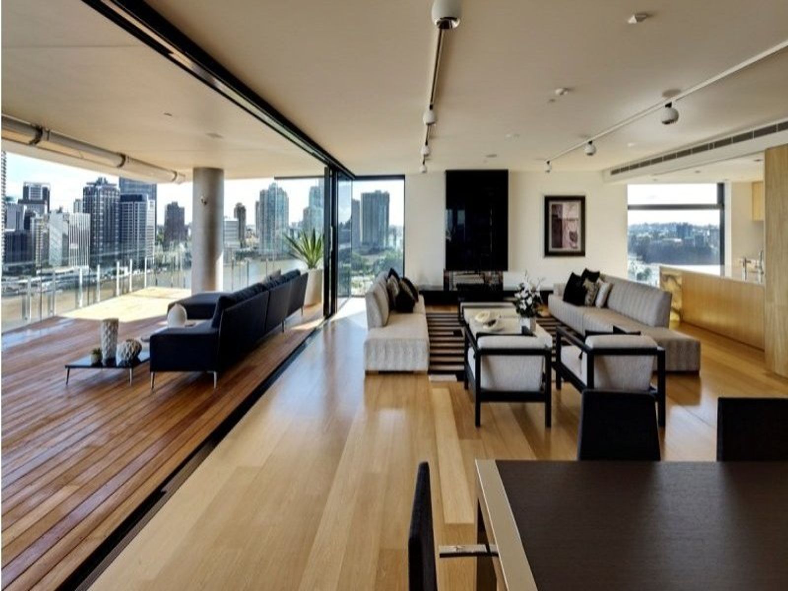 111/1 Scott Street, Kangaroo Point, QLD 4169