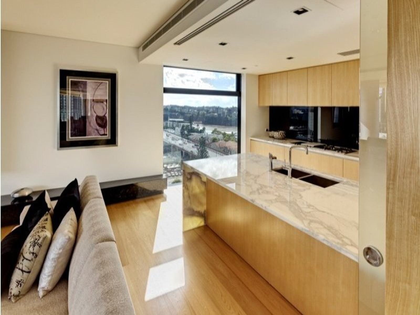 111/1 Scott Street, Kangaroo Point, QLD 4169