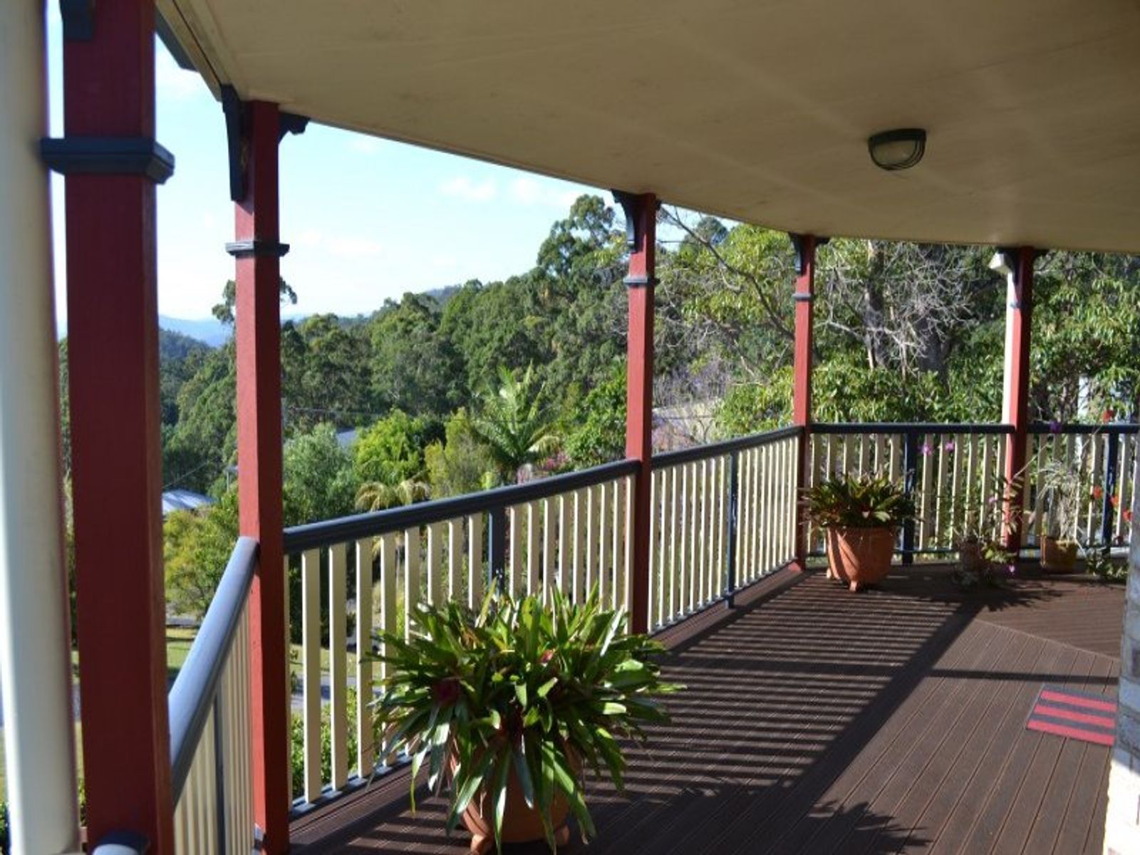 15 Flores Court, Tamborine Mountain, QLD 4272