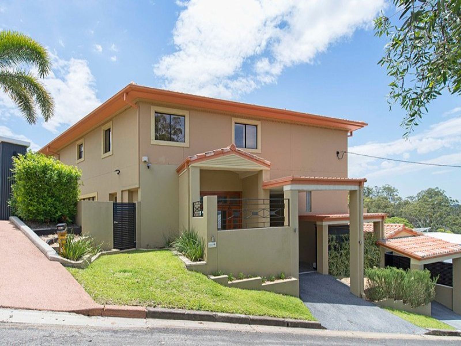 20A Garvary Street, Holland Park West, QLD 4121