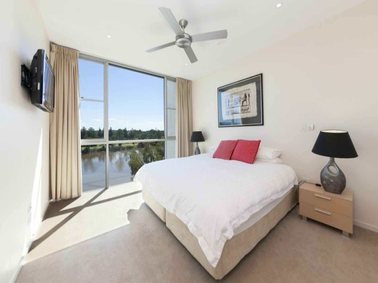 219/205 King Arthur Street, Tennyson, QLD 4105