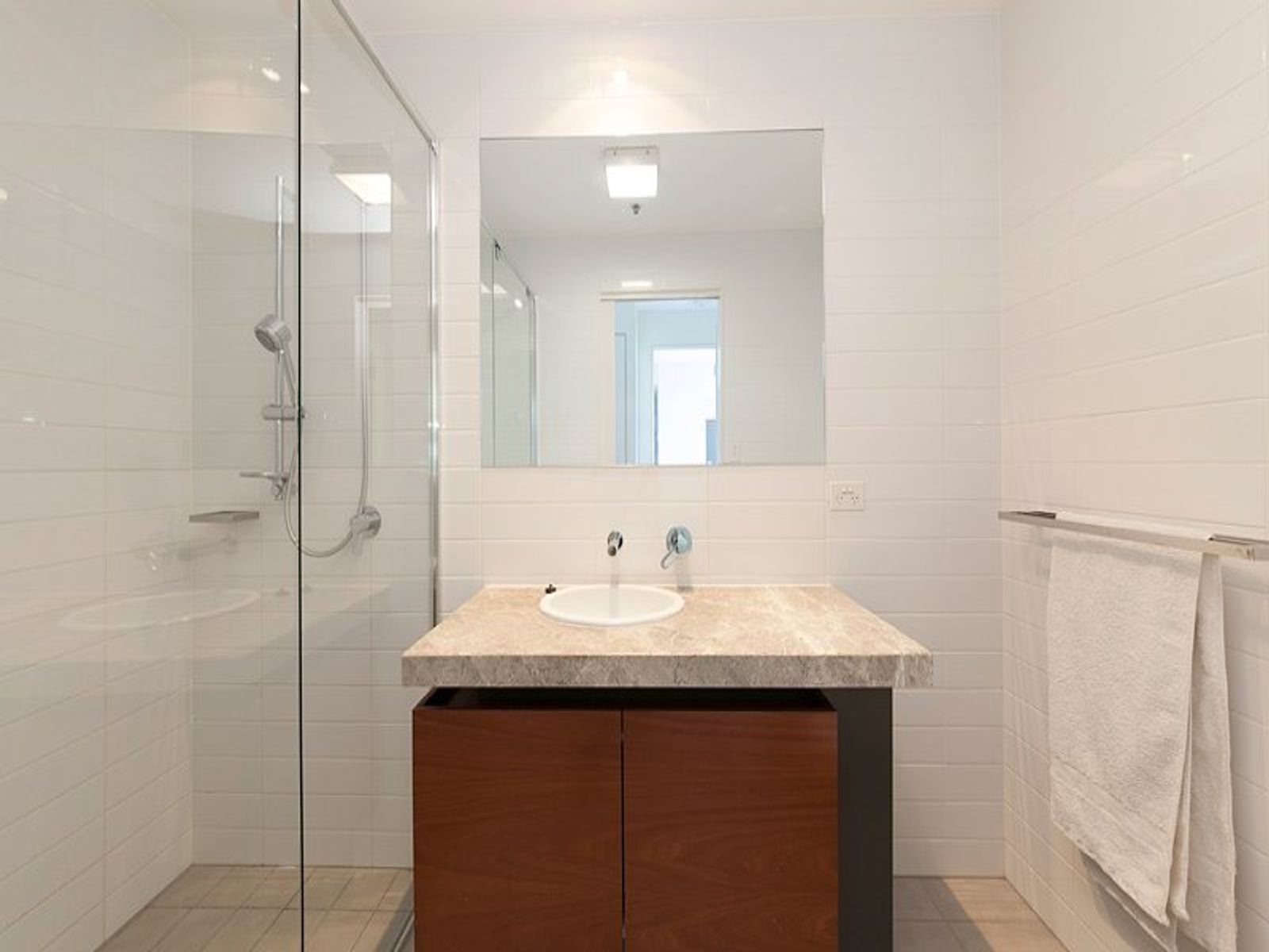 219/205 King Arthur Street, Tennyson, QLD 4105