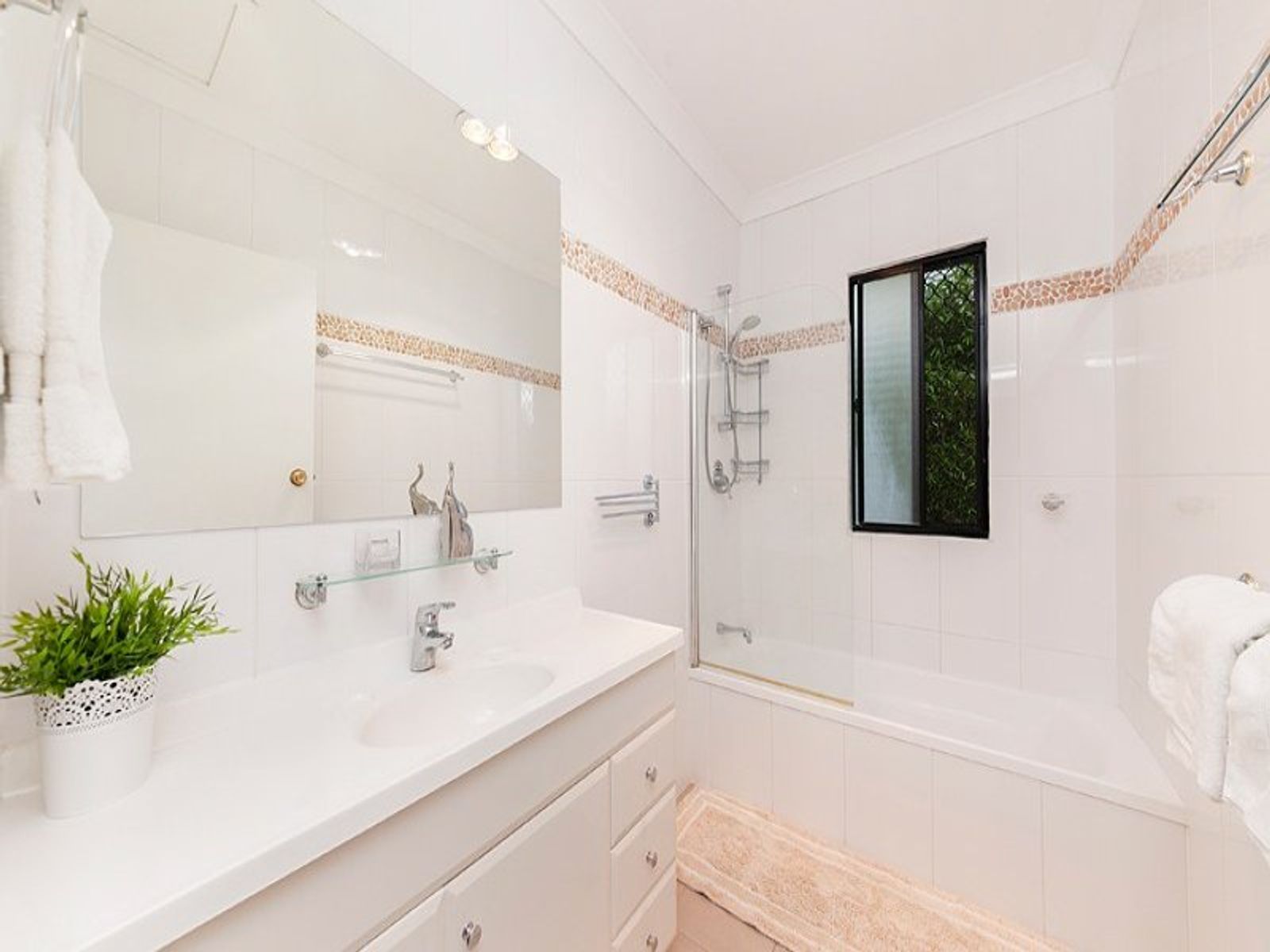 40 Highgate Street, Coopers Plains, QLD 4108
