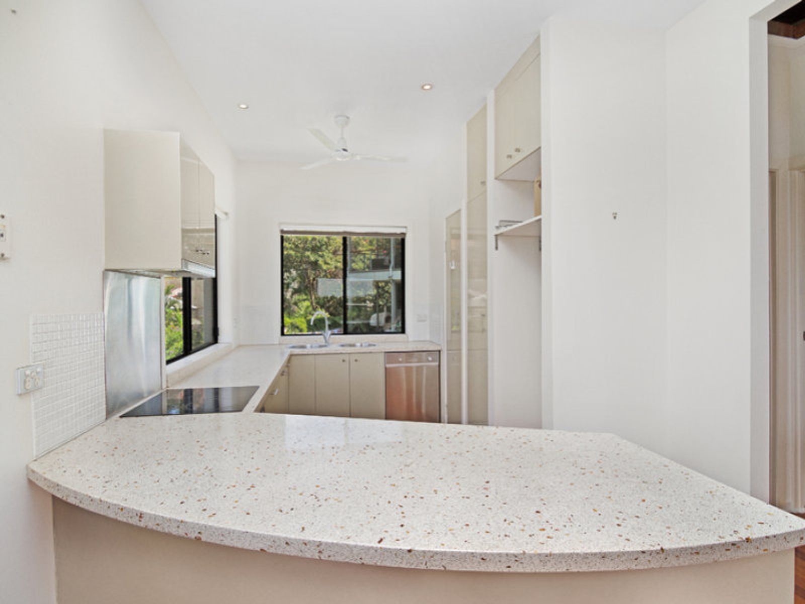 1/12 Lower Clifton Terrace, Red Hill, QLD 4059