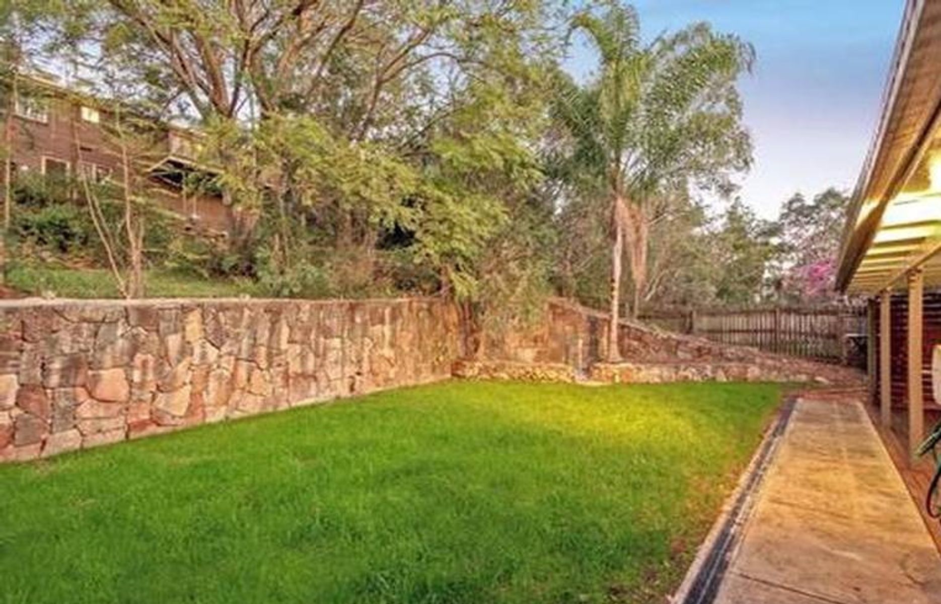 26 Yathong Court, Arana Hills, QLD 4054