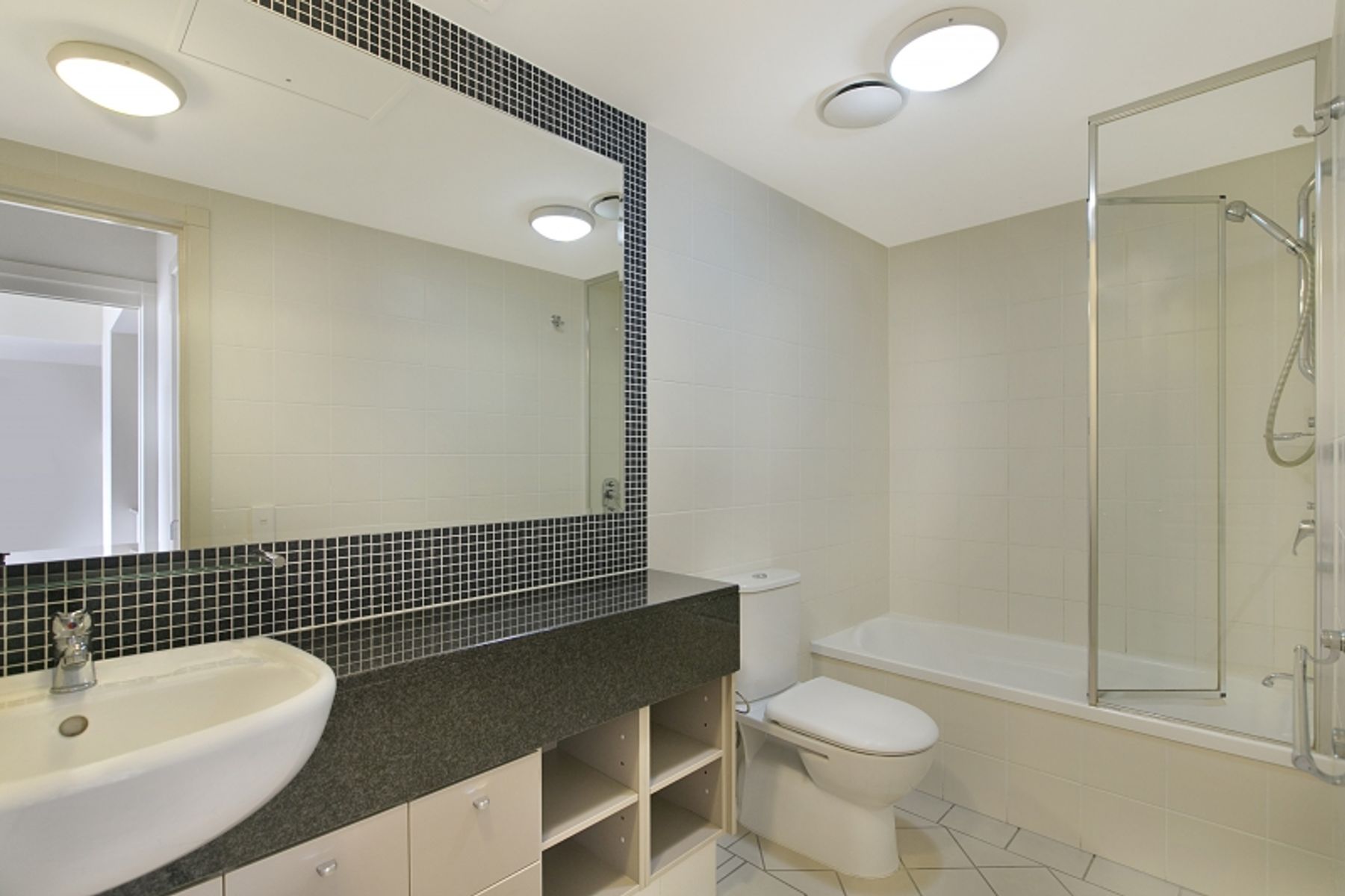 1702/141 Campbell Street, Bowen Hills, QLD 4006