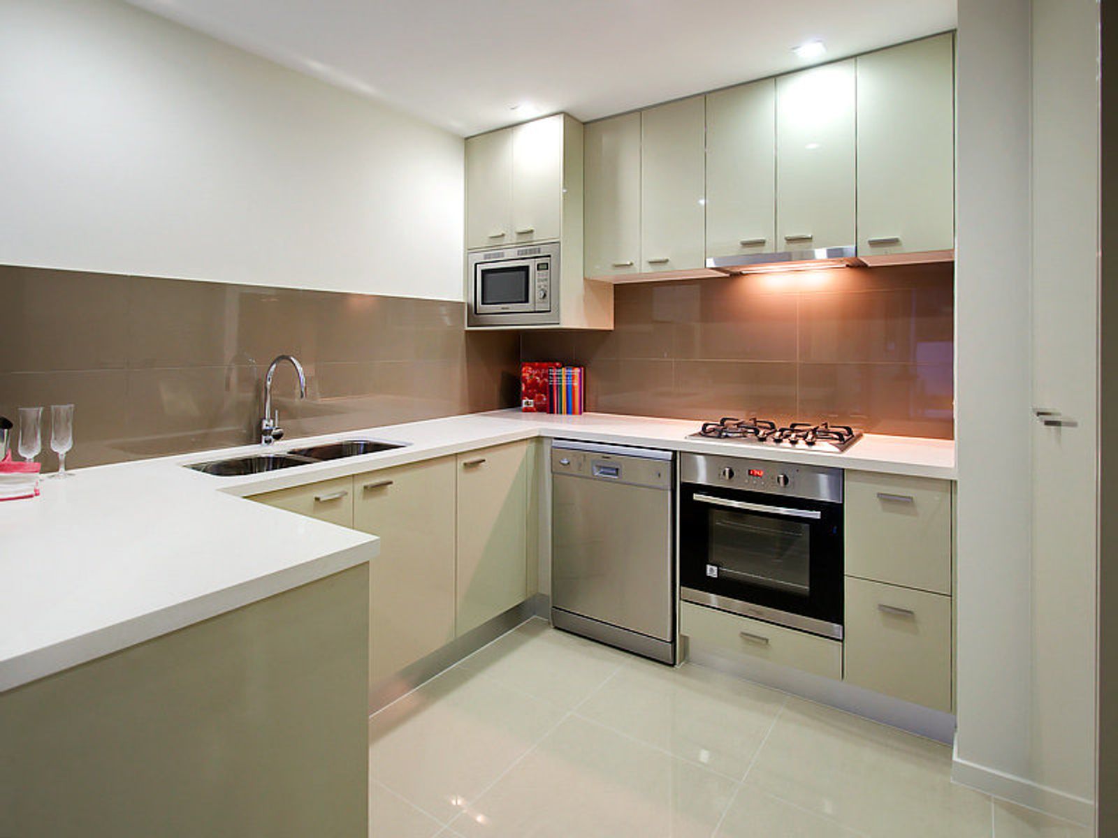 13 Ricardo Street, Kelvin Grove, QLD 4059